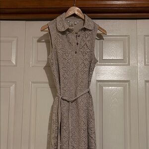 Maggy London Beige Lace Midi Dress